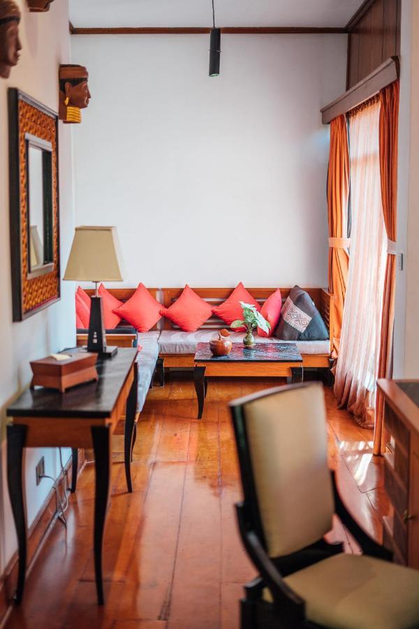 Aureum Palace Hotel & Resort Inle ยองชเว ภายนอก รูปภาพ