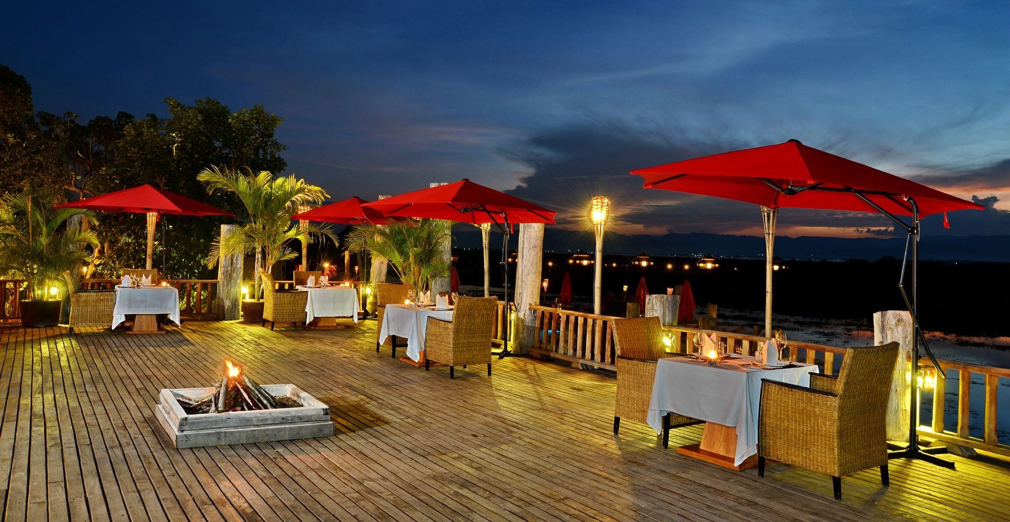 Aureum Palace Hotel & Resort Inle ยองชเว ภายนอก รูปภาพ