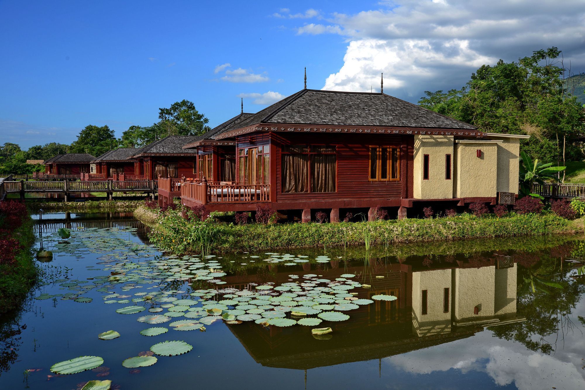 Aureum Palace Hotel & Resort Inle ยองชเว ภายนอก รูปภาพ